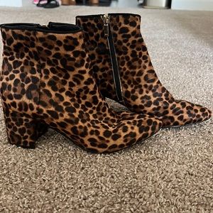 Marc Fisher size 8 leopard ankle booties.